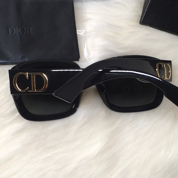 Dior NWT 54mm black sunglasses - Picture 7 of 10